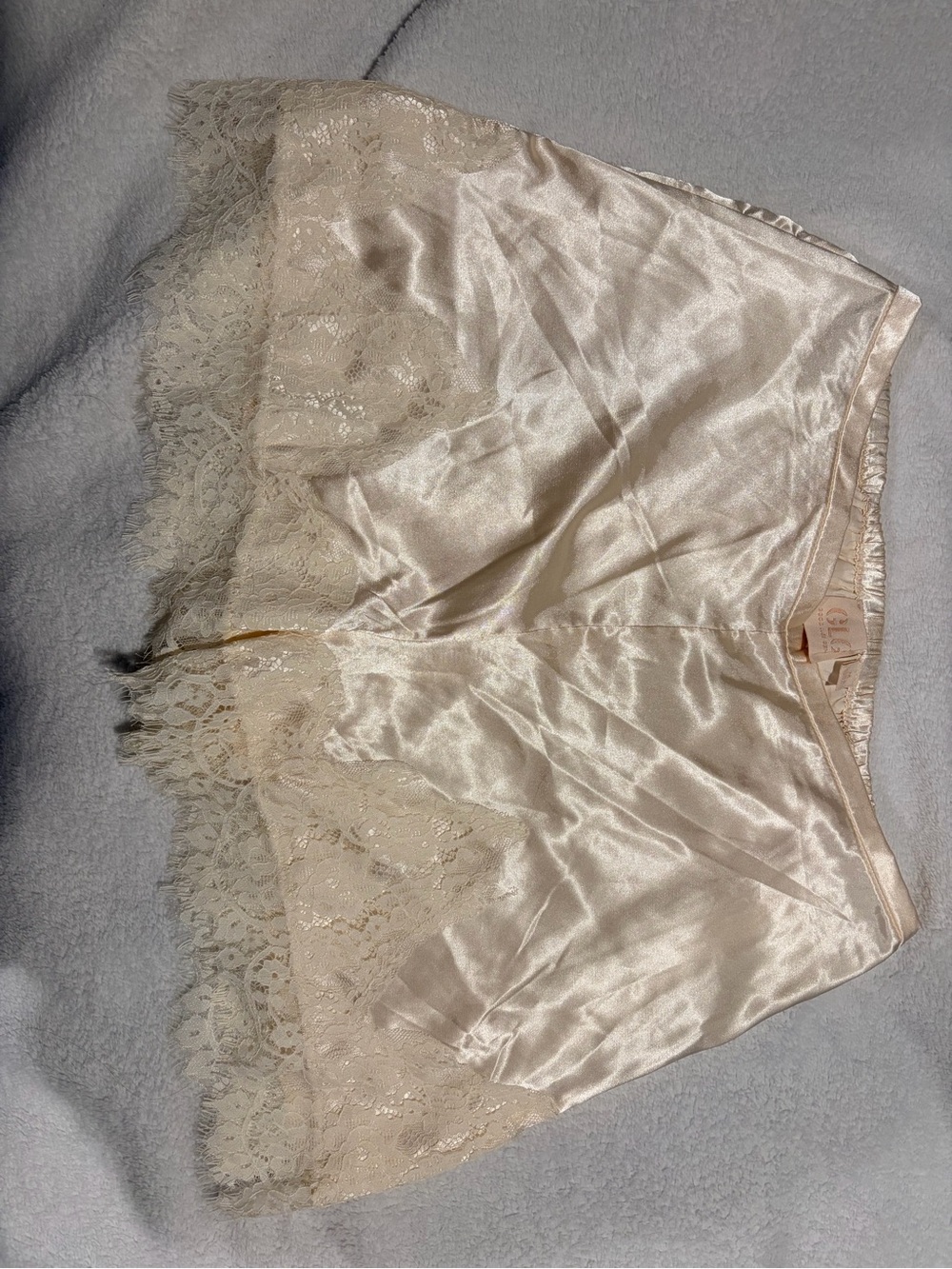 LG Cream Satin Lace-Trim Sleep Shorts